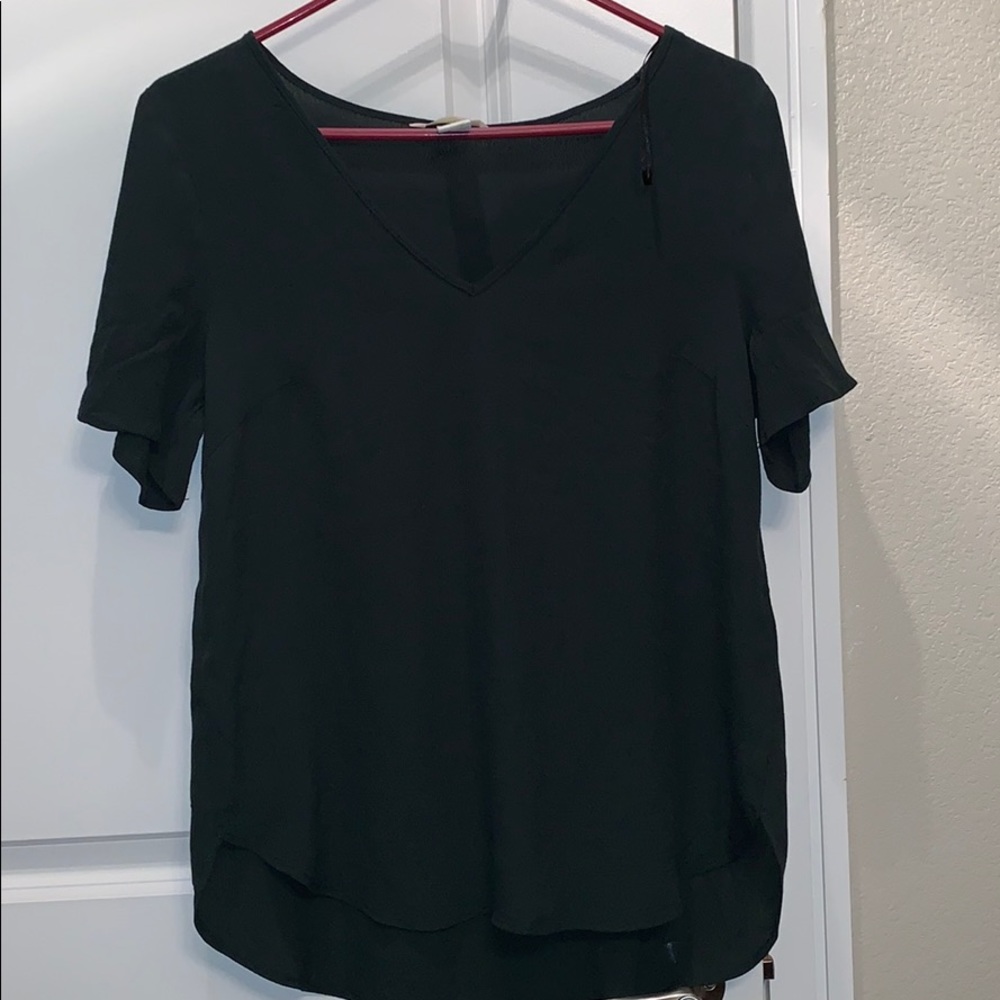 H&M’s  Green Shirt